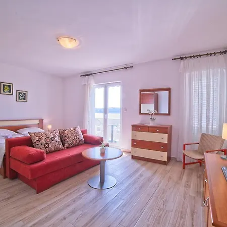 And By The Sea - Gonar, Rab - 16761 게스트하우스 3*