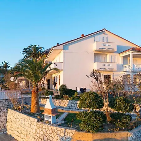 And By The Sea - Gonar, Rab - 16761 Supetarska Draga