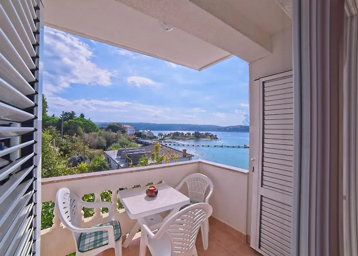 And By The Sea - Gonar, Rab - 16761 Supetarska Draga